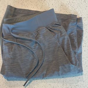 Men’s lined Lululemon shorts